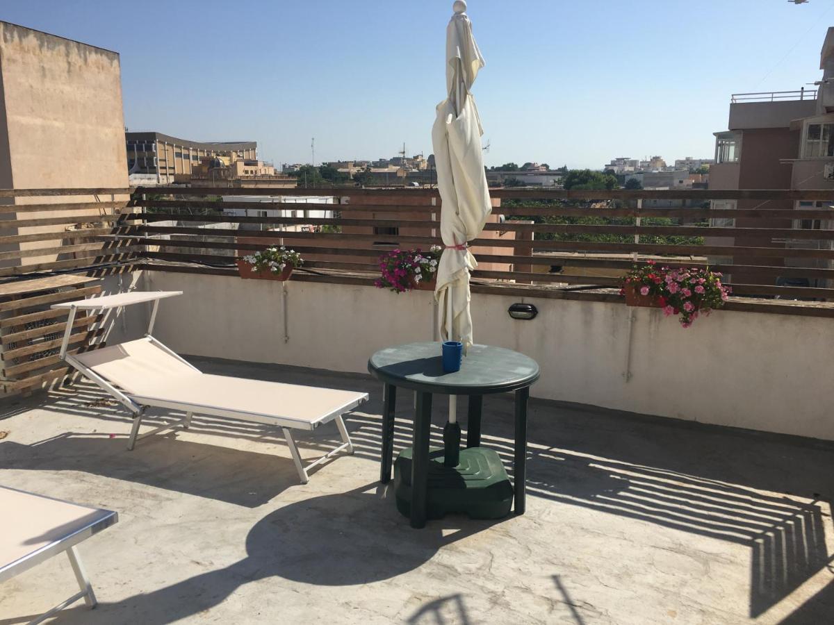 Deliziosa Casa Al Centro Storico Di Marsala Apartment Luaran gambar